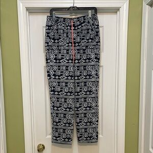 GRAY - Black and White Patterned Pull On Lounge Pant - size L